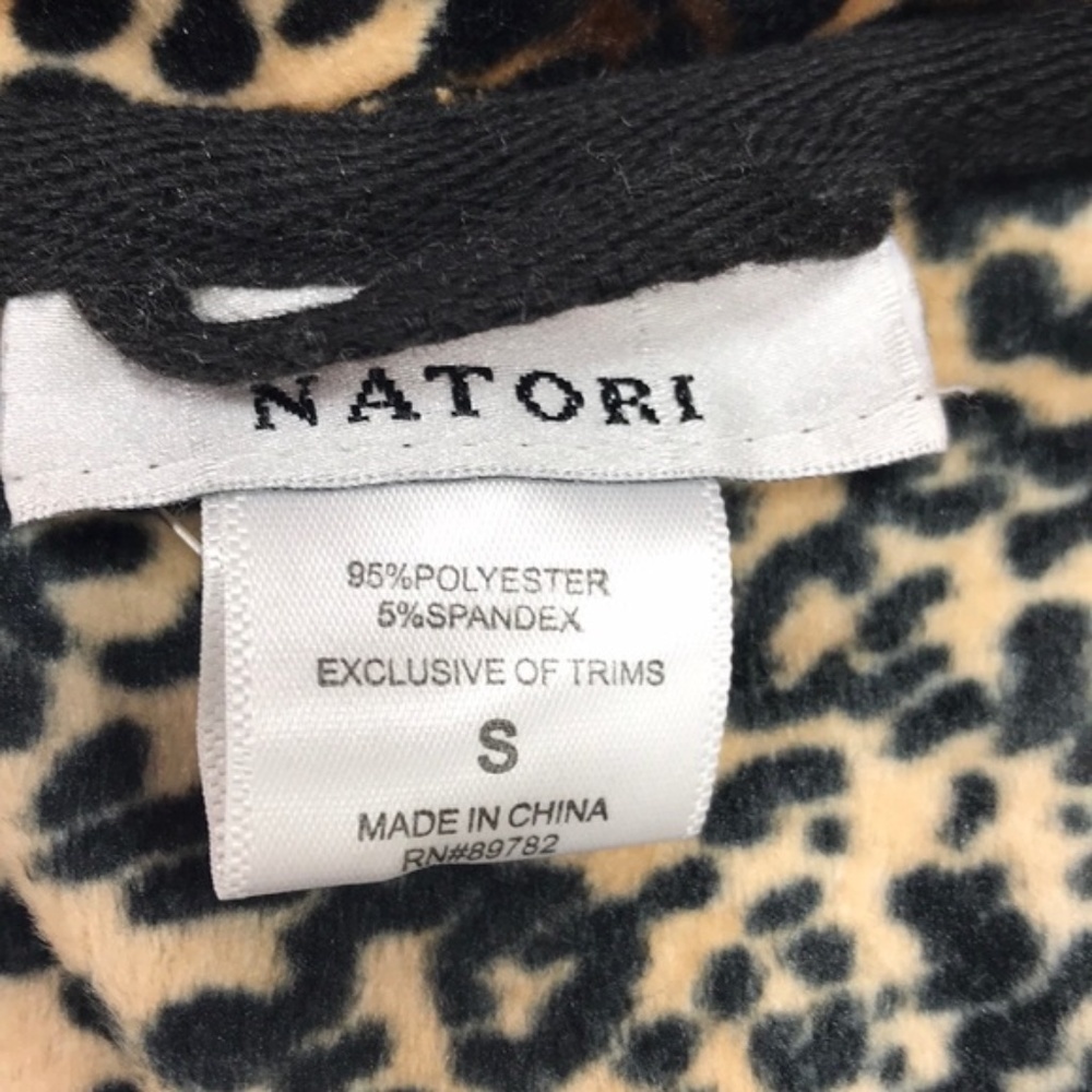 Natori Leopard Print Waist Tie Robe - Picture 4 of 5